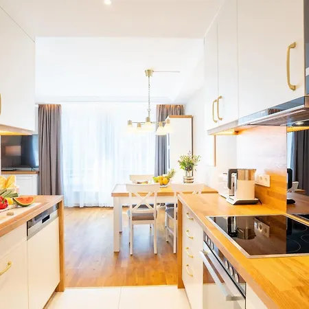 Regina4u Apartment *